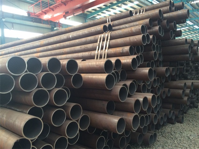 和田化肥设备用高压无缝钢管