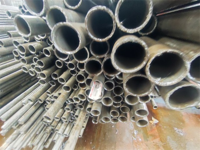 和田大口径精密无缝钢管