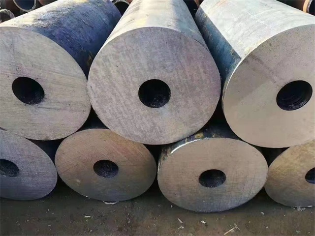 和田35crmo厚壁无缝钢管